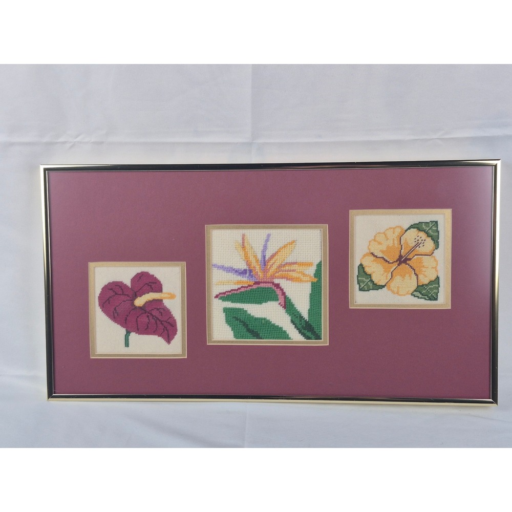 Vintage Tropical Needlepoint‎ Floral Wall Art Brass Tone Frame Bird Paradise
